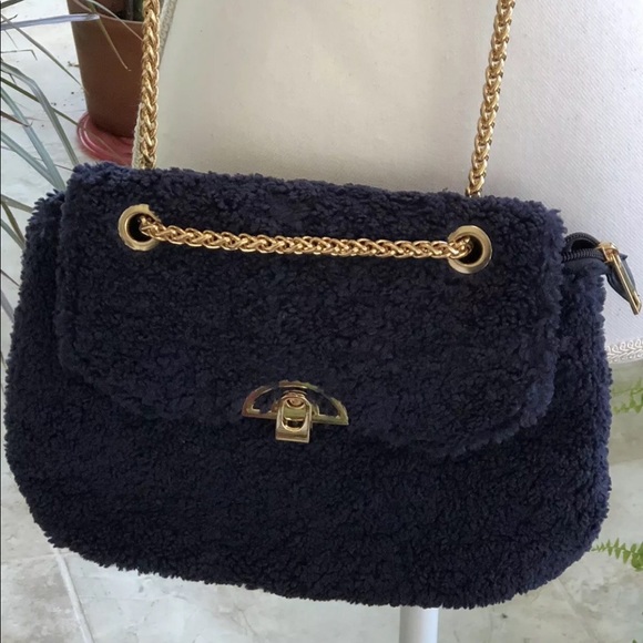 2 Chic Luxe Navy Blue Crossbody Purse. Gorgeous - Picture 2 of 6